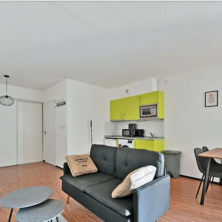 Апартаменты Cosy Flat Close To The Beaches And City Centre Монпелье